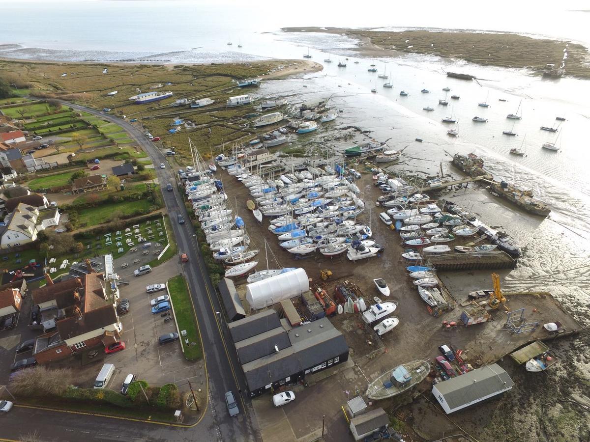 The Victory At Mersea ウェスト・マーシー エクステリア 写真