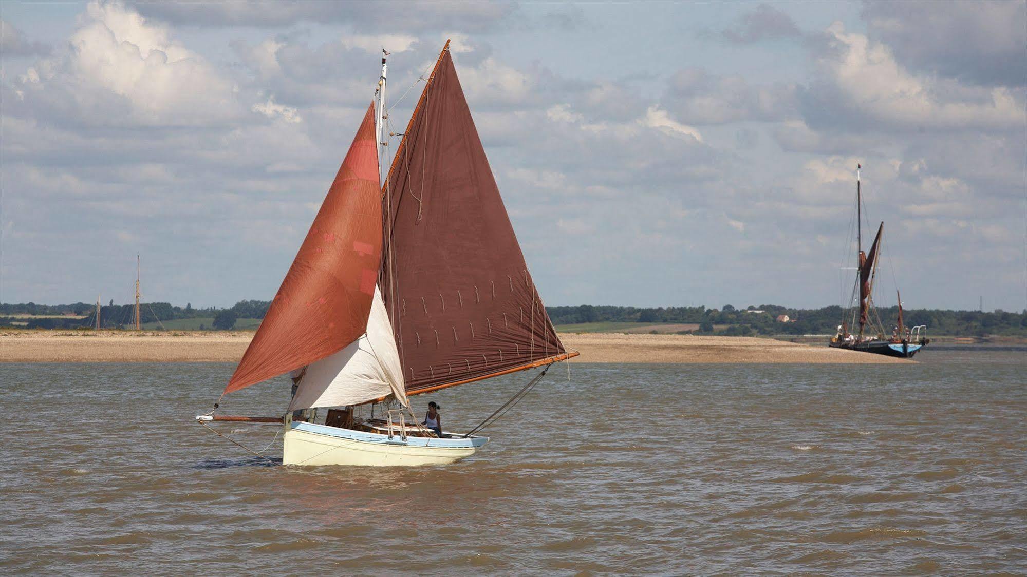 The Victory At Mersea ウェスト・マーシー エクステリア 写真